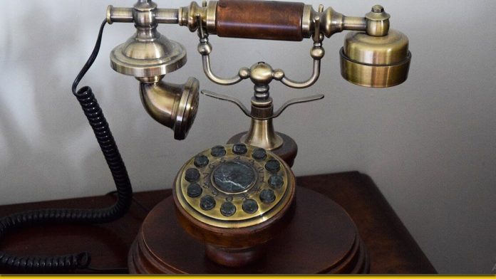 Старий телефон... - приголомшливе оповідання Поля Віллардо