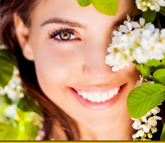 Той, хто вміє посміхатися, завжди сильніший за того, хто злиться