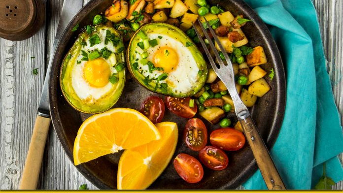 Смачні та корисні сніданки з авокадо — заряджають силою на цілий день