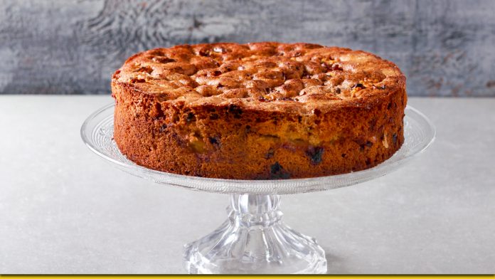 Ароматний кавовий пиріг — домашня випічка для коханих ласунів
